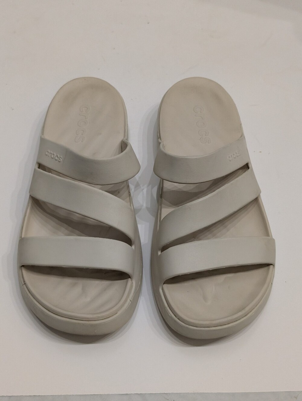 Crocs Women's 9 Getaway Strappy Sandals Slides Stucco/ Off White